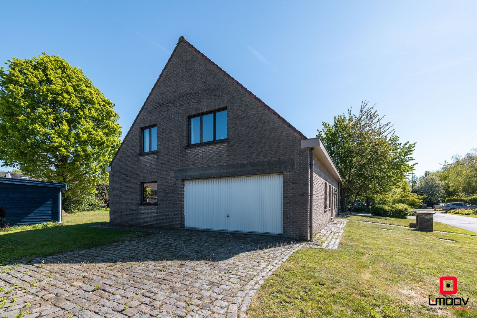 Karaktervolle villa met 4 slaapkamers in een groene en residentiële omgeving te Drongen 