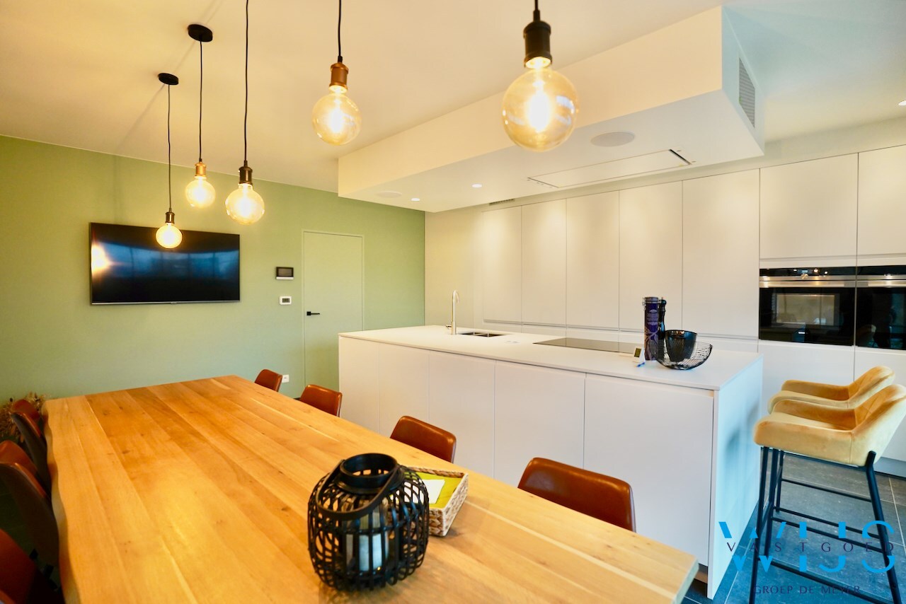 Waanzinnig mooie pastorijwoning te Assenede ! 