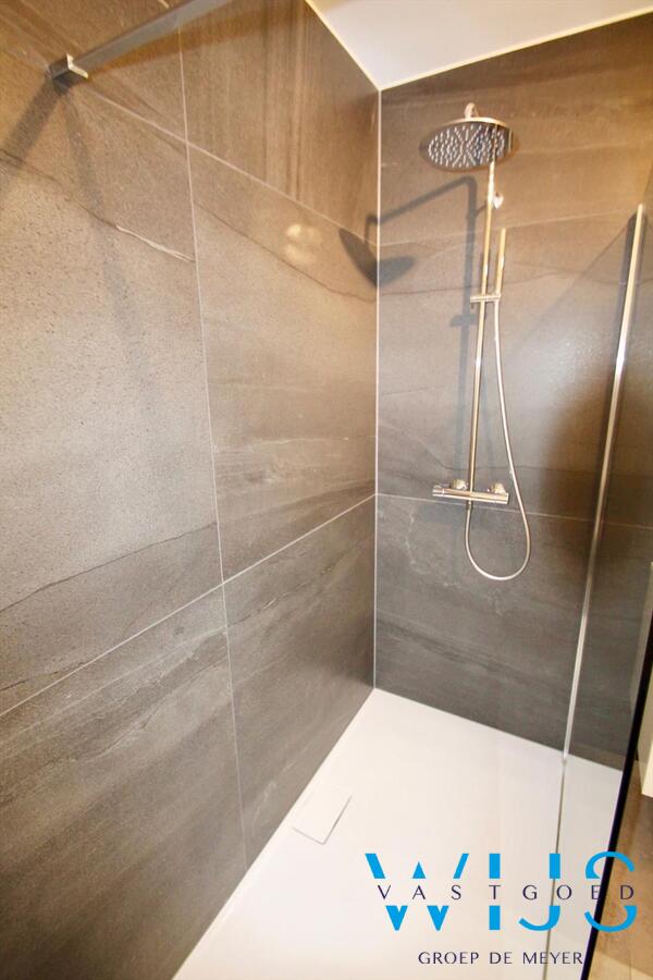 Prachtig afgewerkt appartement in hartje Wippelgem EVERGEM! 