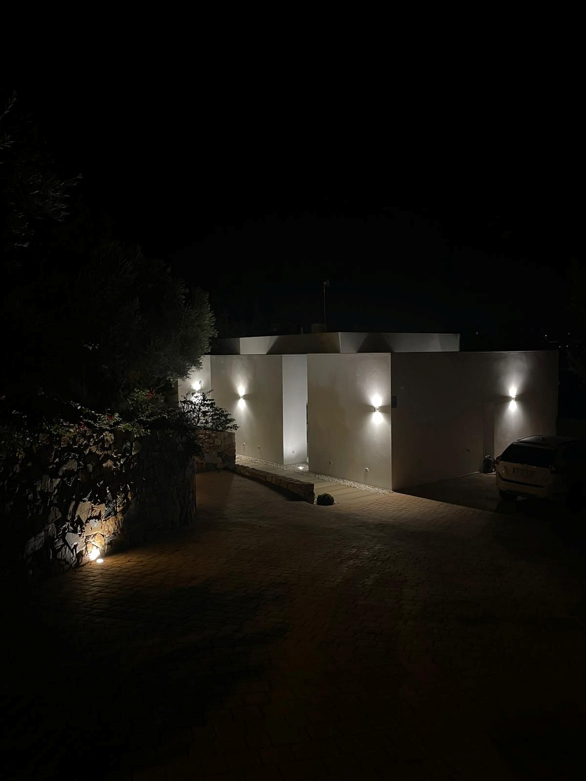 Bienvenue dans la Communauté Adelfa, une oasis exclusive au cœur du Las Colinas Golf &amp; Country Club. Ici, vous pourrez profiter de la nature préservée et du climat agréable du sud-est de l'Espagne 