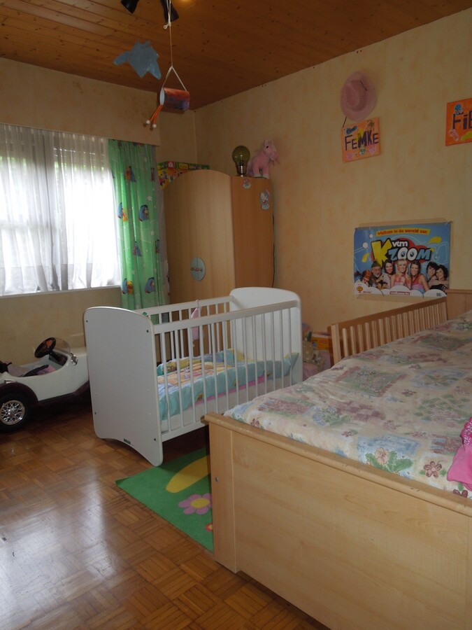 Alleenstaande woning met grote tuin 