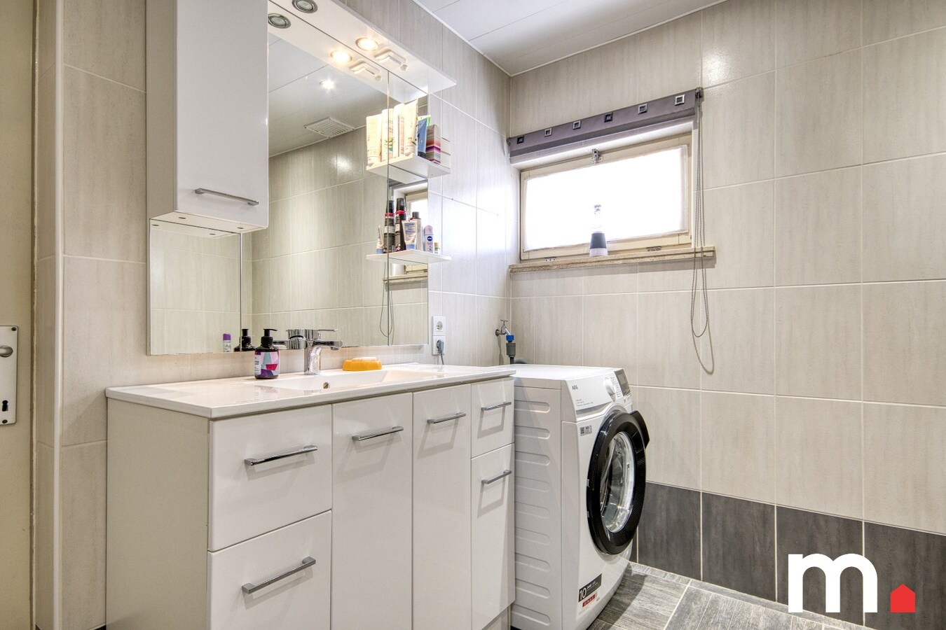 Woning te Lauwe nabij het centrum met uitweg! 