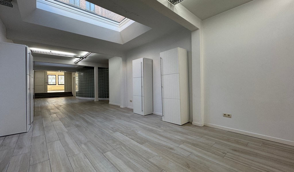 Vernieuwde kantoren te huur vlakbij Eilandje in Antwerpen