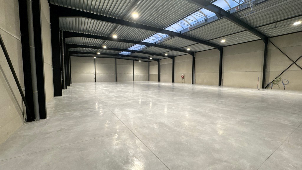 Nieuwbouw opslagruimte te huur in Deinze