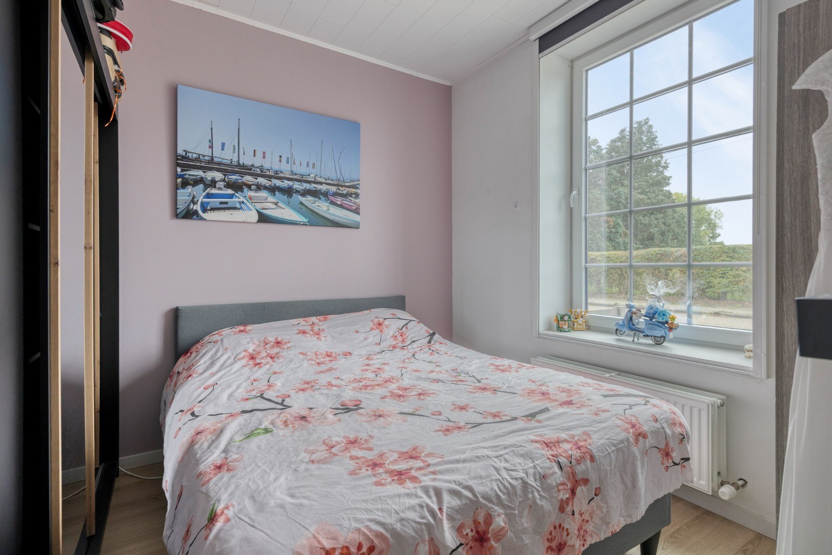 Instapklare woning met naastgelegen bouwgrond in Geel 