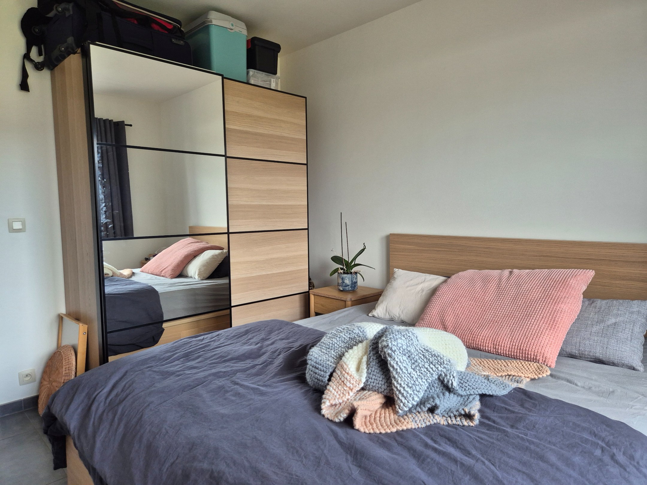 Appartement  met 2 slaapkamers, terras en parkeerplaats 