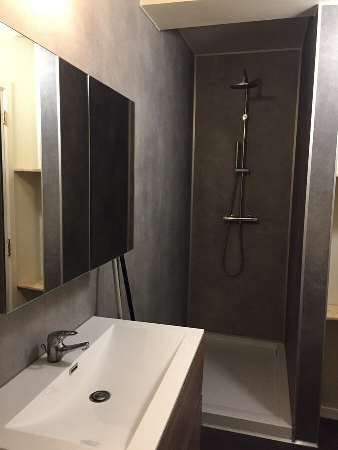 Quartier calme, bel appartement 2 chambres 