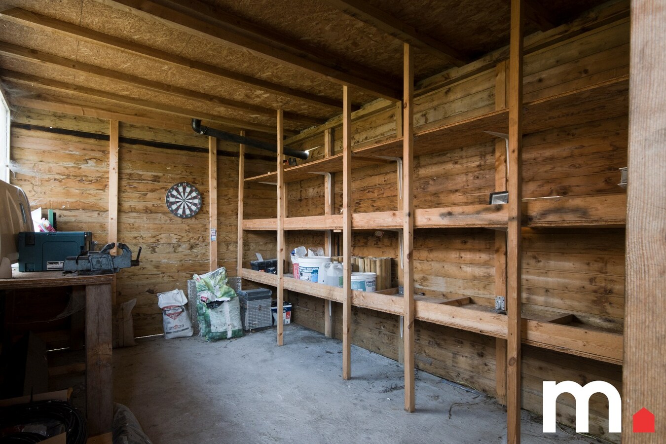 Instapklare woning te Wevelgem! met 4 slaapkamers en 12 zonnepanelen 