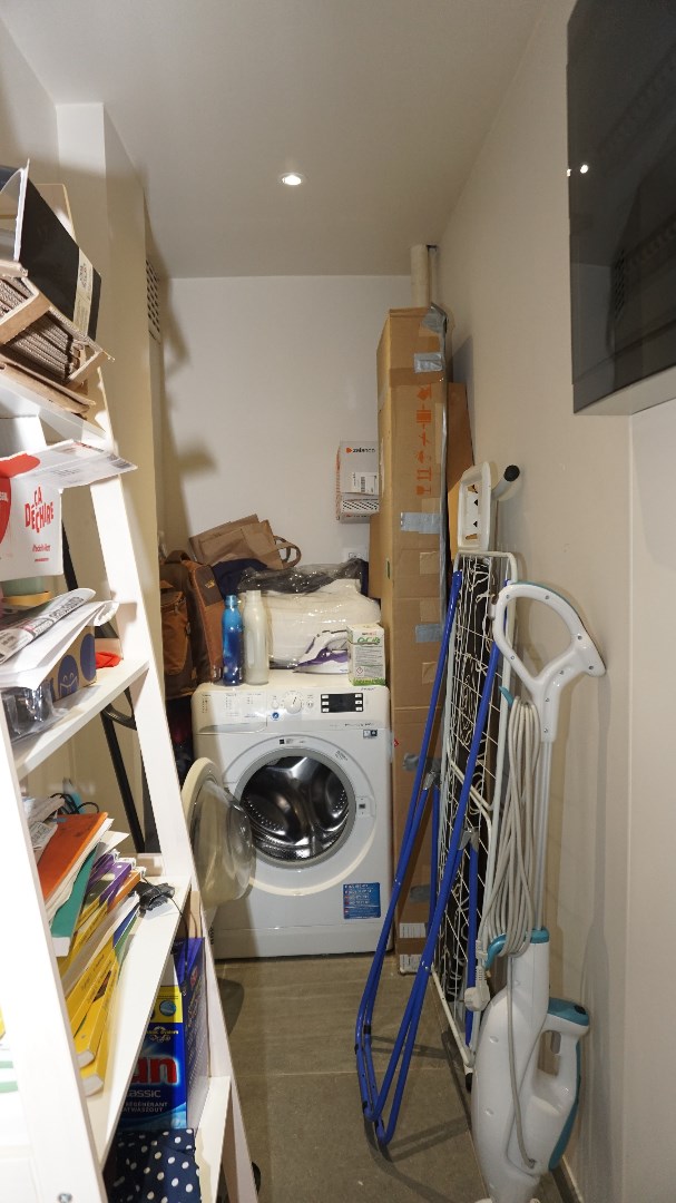 PRACHTIG VERNIEUWD APP. MET  ZICHT OP PARK 