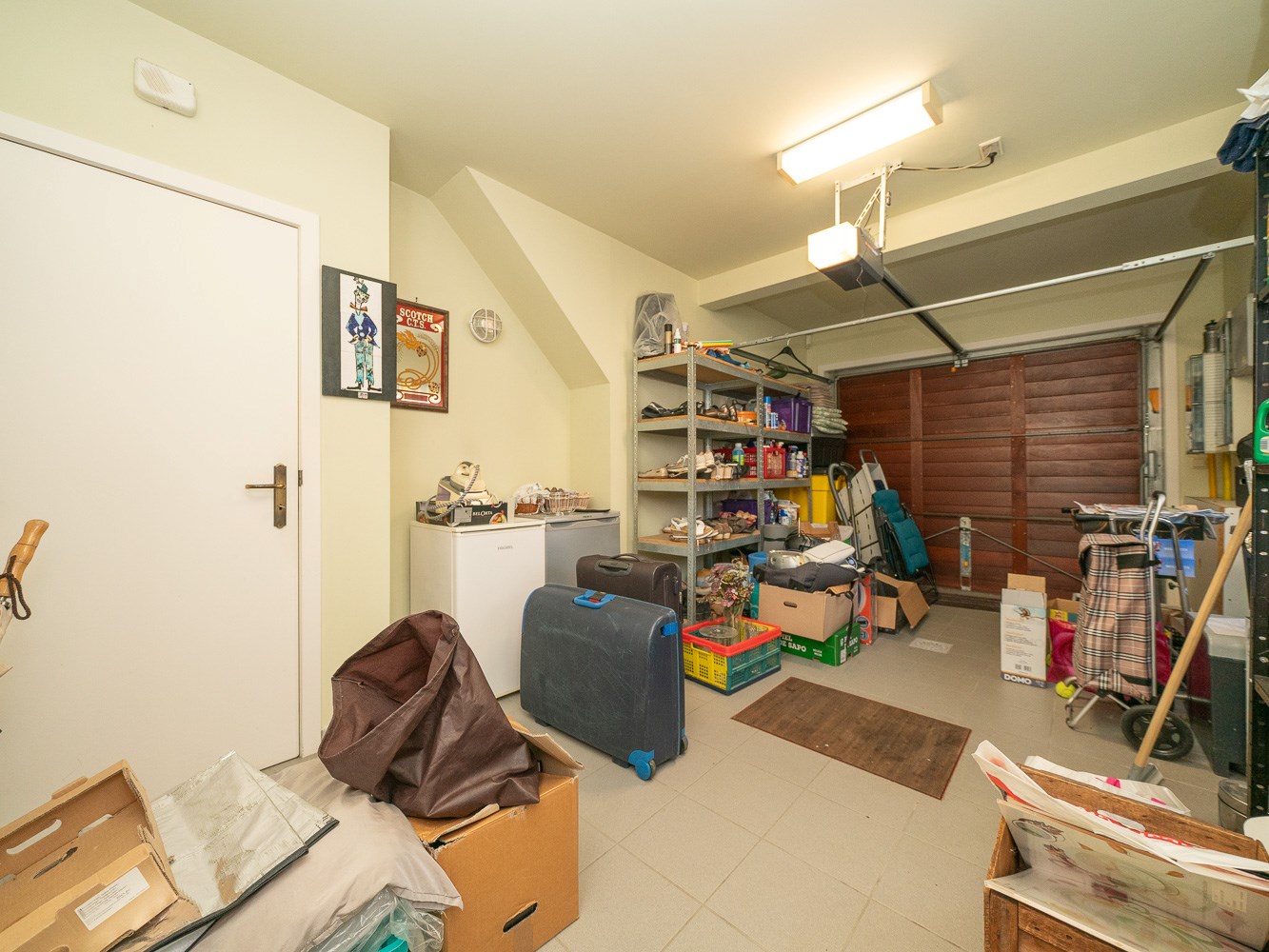 Instapklare, vrijstaande villa met 4 kamers op toplocatie 