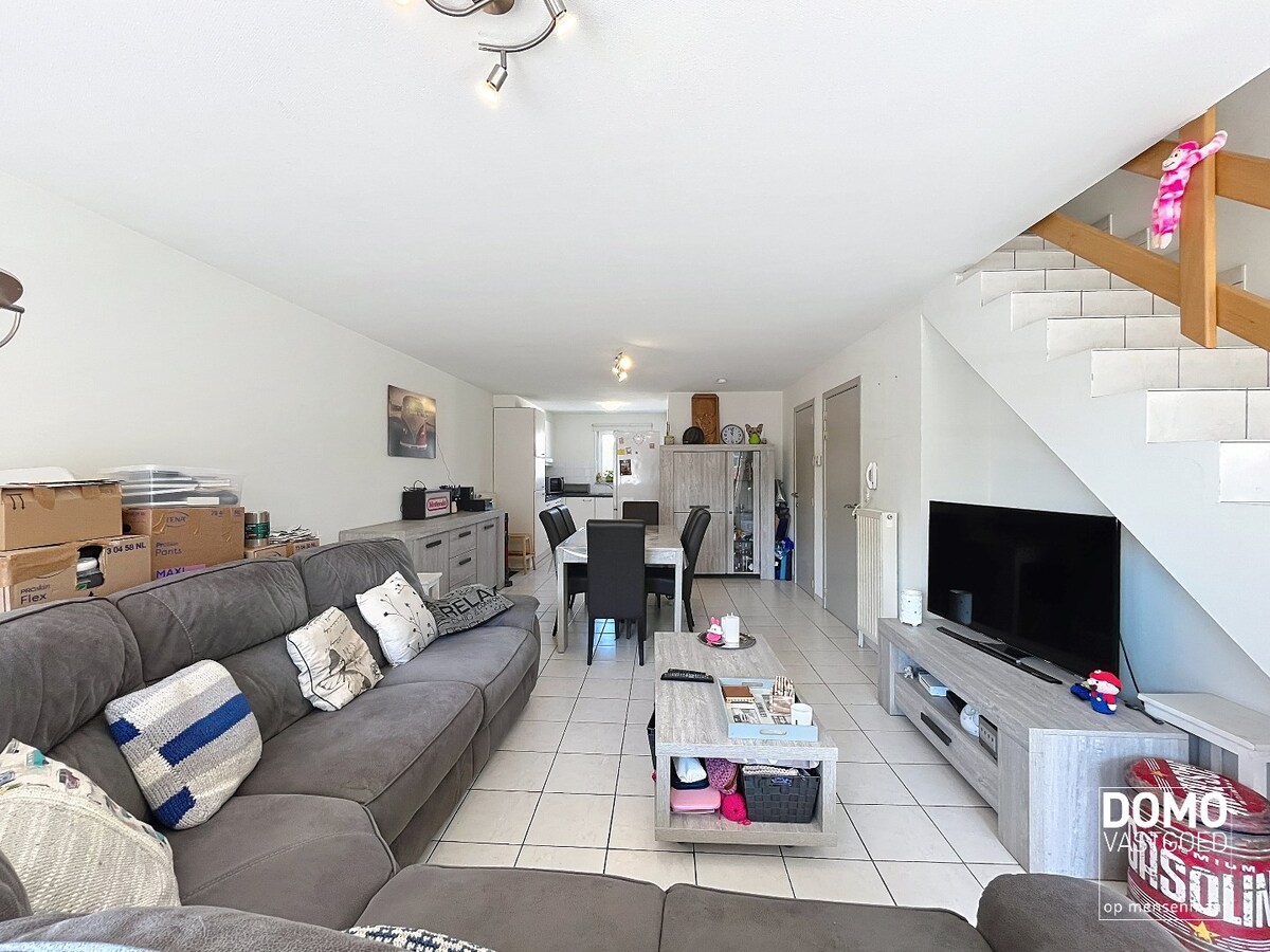 Ruim en lichtrijk duplex appartement met twee terrassen - inclusief 3 autostandplaatsen - EPC: B 