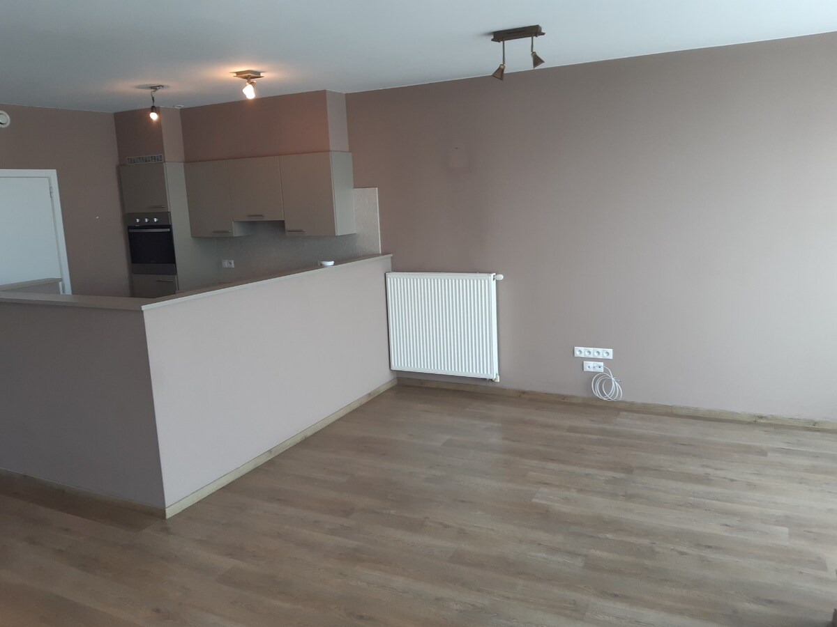 Ruim appartement met 2 terrassen. 