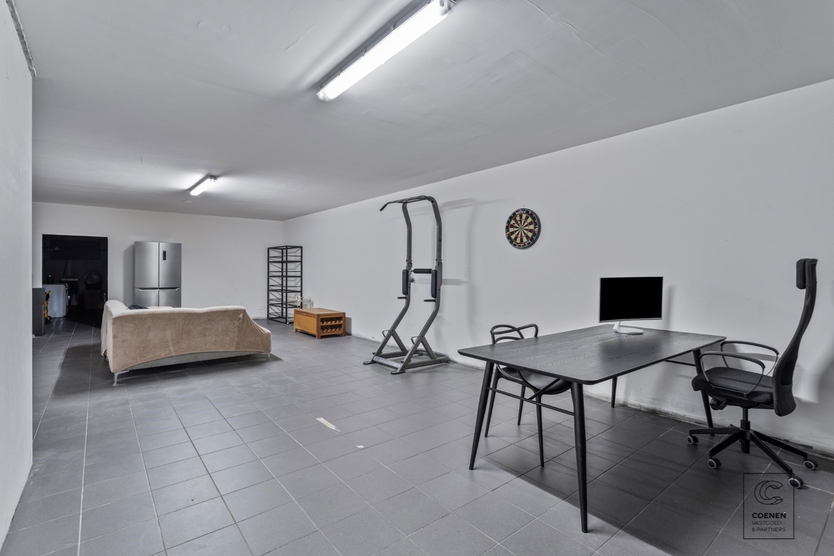 Prachtig verder af te werken HOB van 320 m² in een doodlopende straat! 