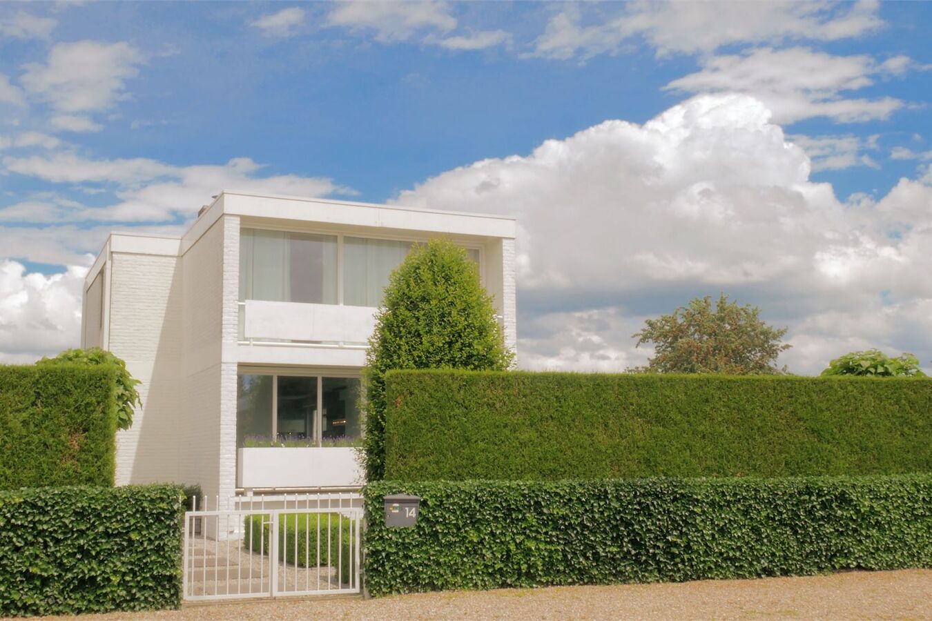 Moderne villa met bijzondere lichtinval 