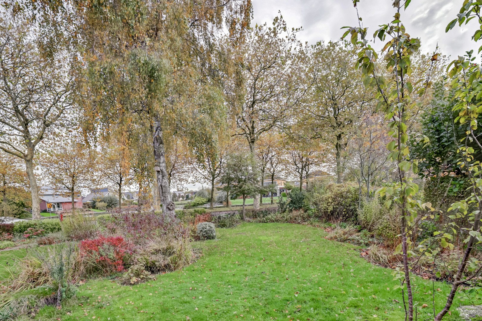 Een ruime woning op een rustige plek, met verrassend veel mogelijkheden 