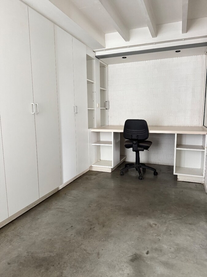 Handelspand met woonst te Ichtegem 