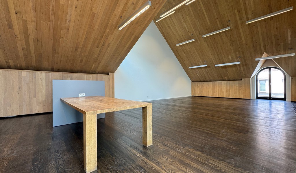 Kantoren en showrooms te huur Valkeniersnatie in Antwerpen