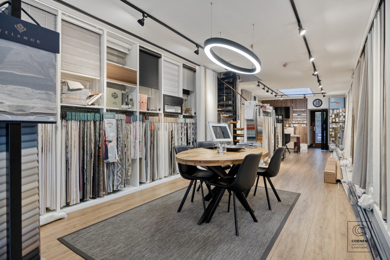 Handelspand met potentieel voor woongelegenheid op toplocatie te Deurne! 