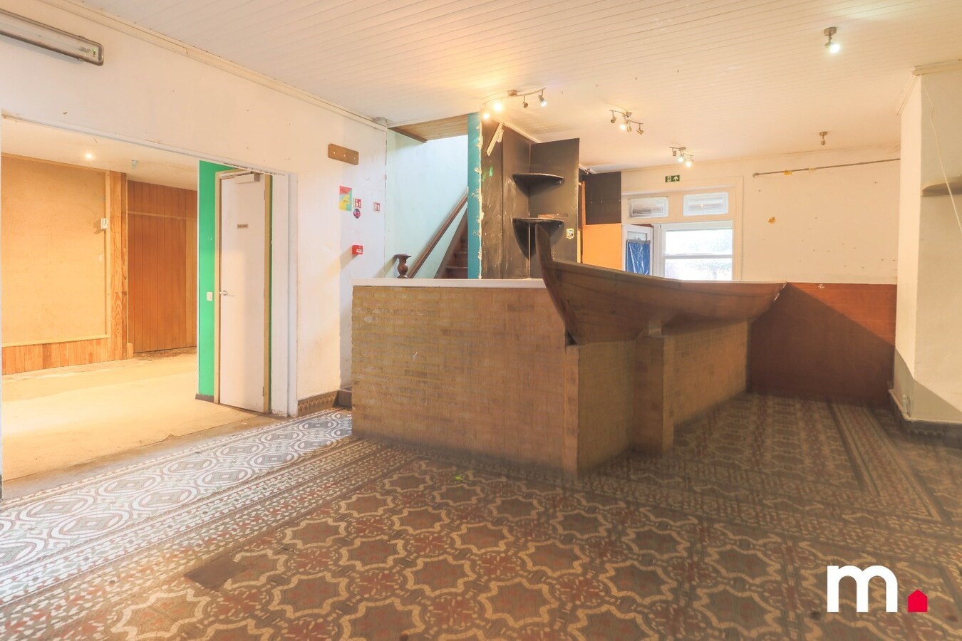 Uniek pand te Deerlijk op 620m² met mogelijkheid tot 2 woningen ! 