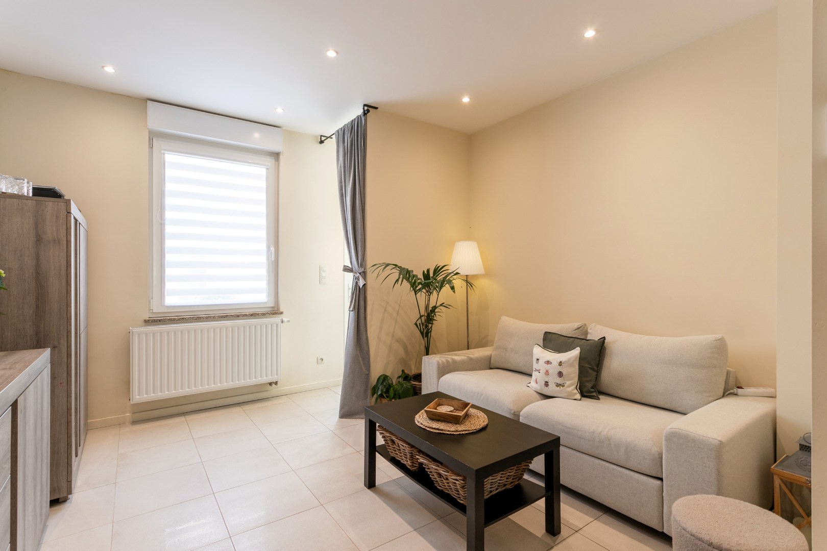 Instapklare woning met tuin te Sint-Pieters-Leeuw 