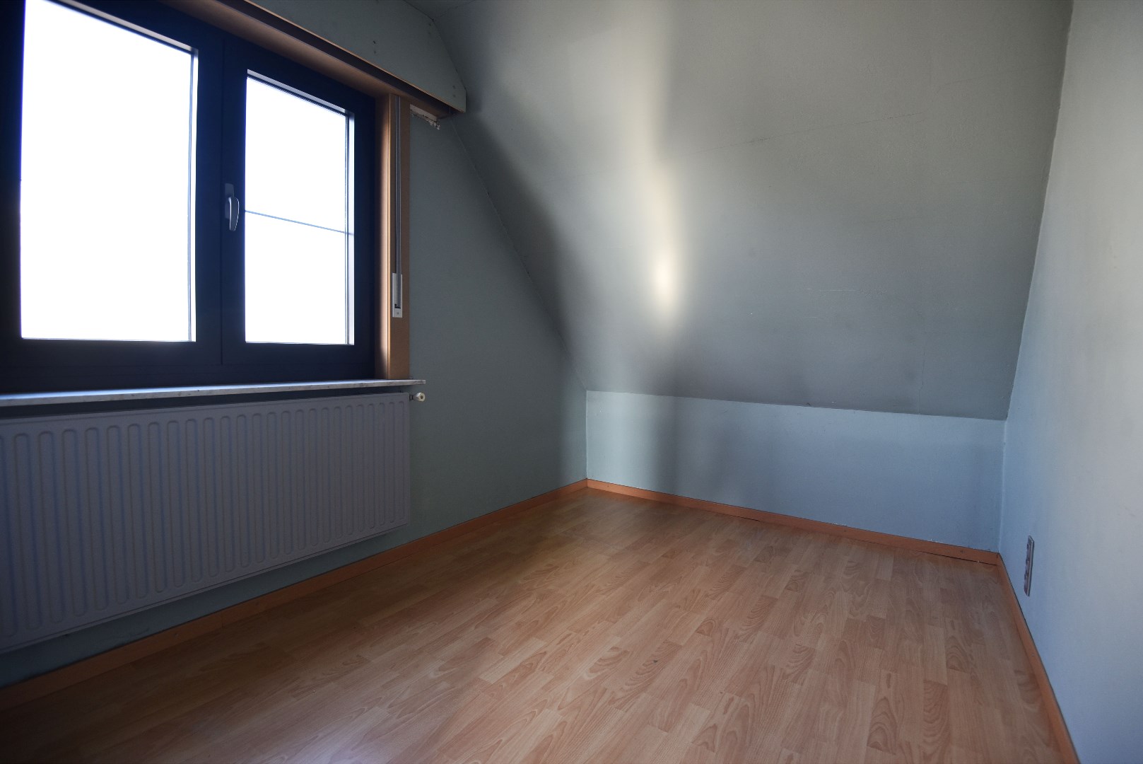 Gezinswoning met 3 slpks, garage en tuin te Maldegem 