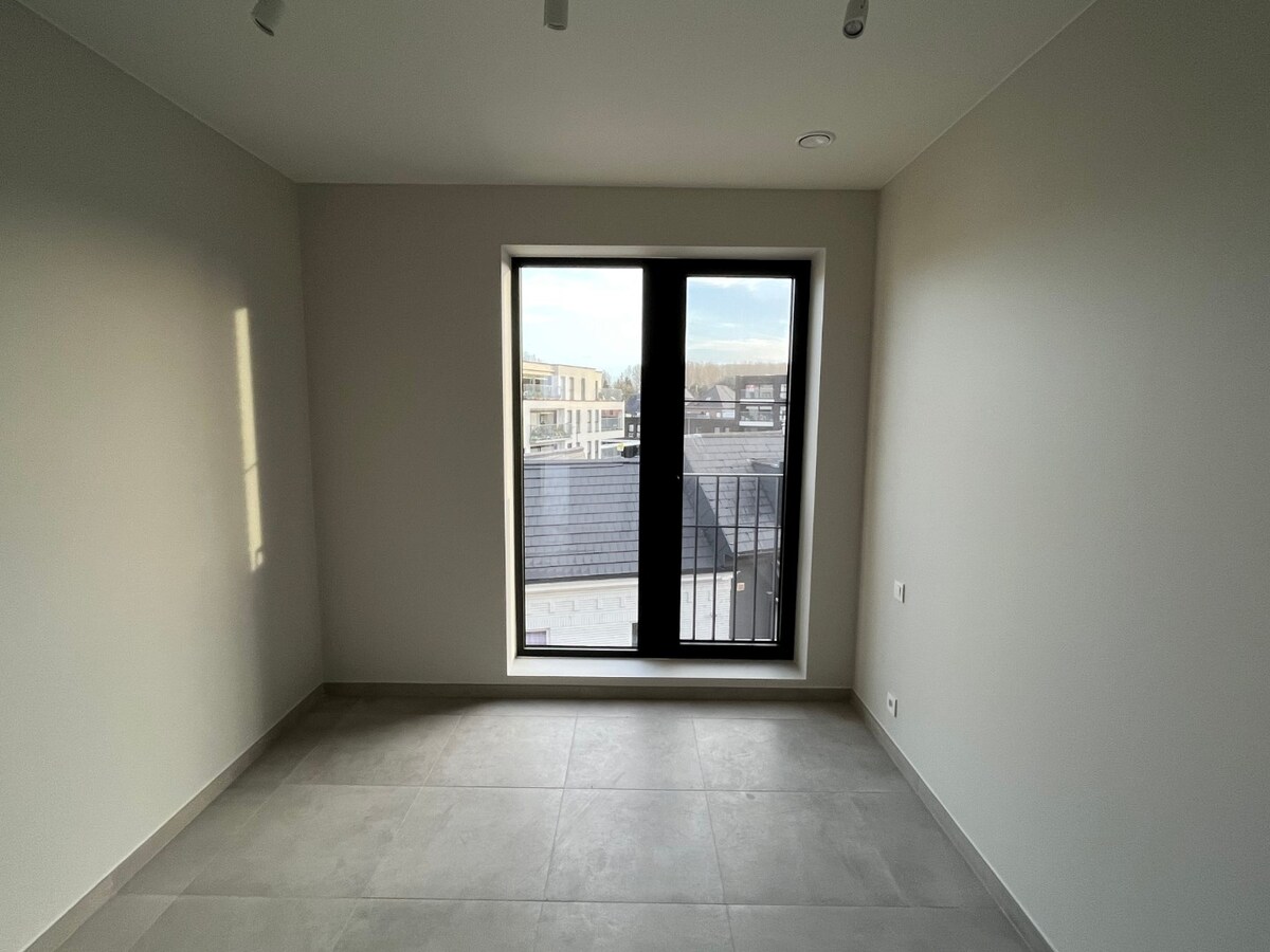 Nieuw, luxueus afgewerkt BEN-penthouse 