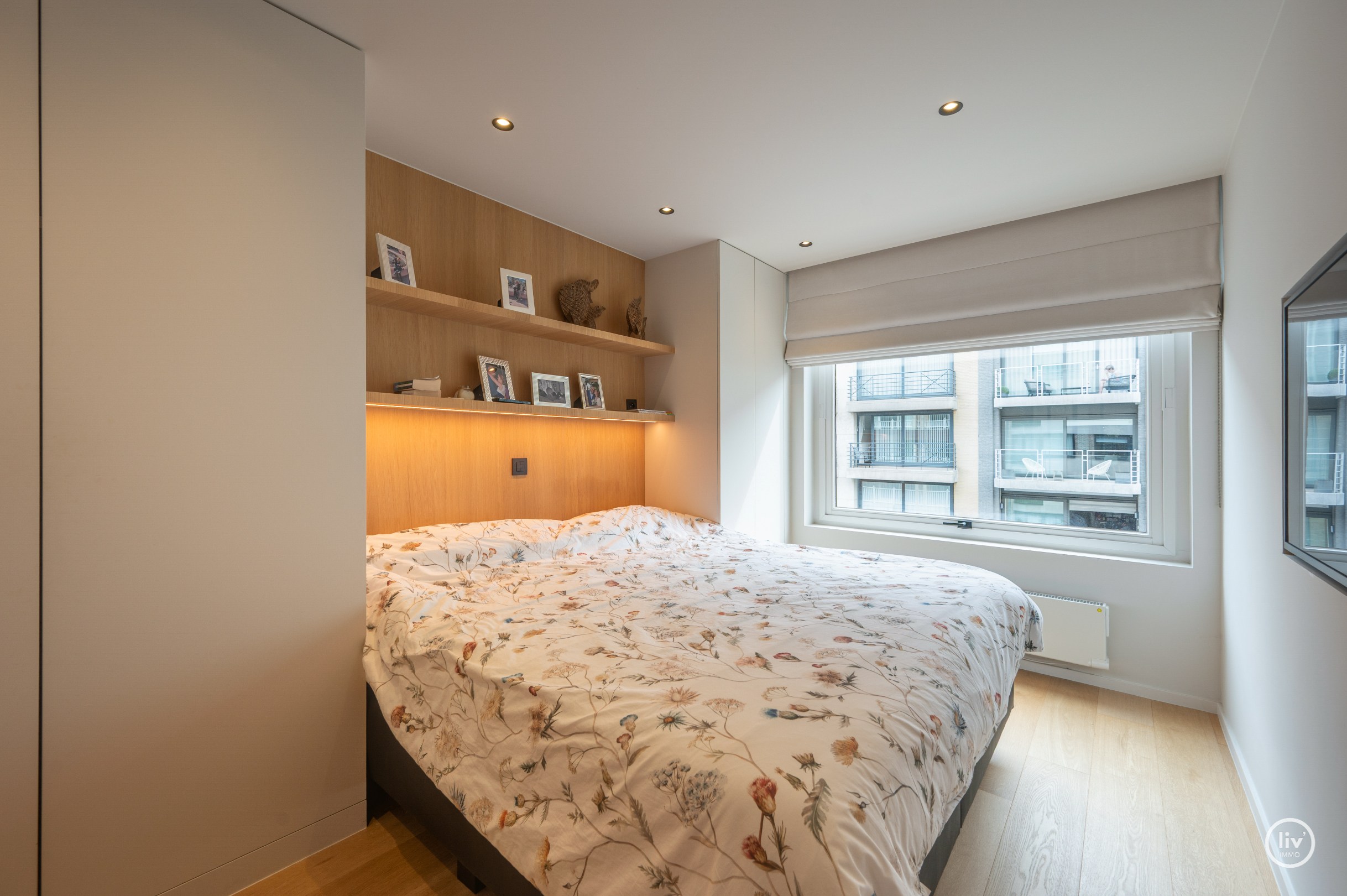 Appartement de 2 pièces luxueusement rénové à quelques pas de la digue de la plage d'Albertstrand et de l'avenue Lippens. 