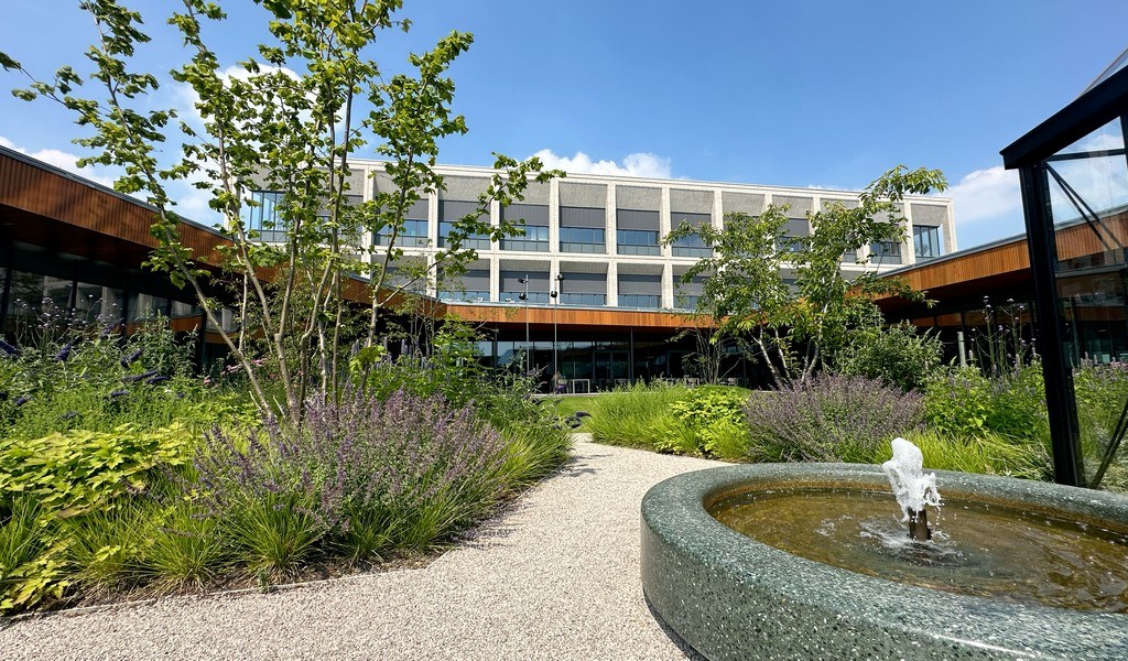 Gemeubelde kantoren met diensten In The Yard in Drongen