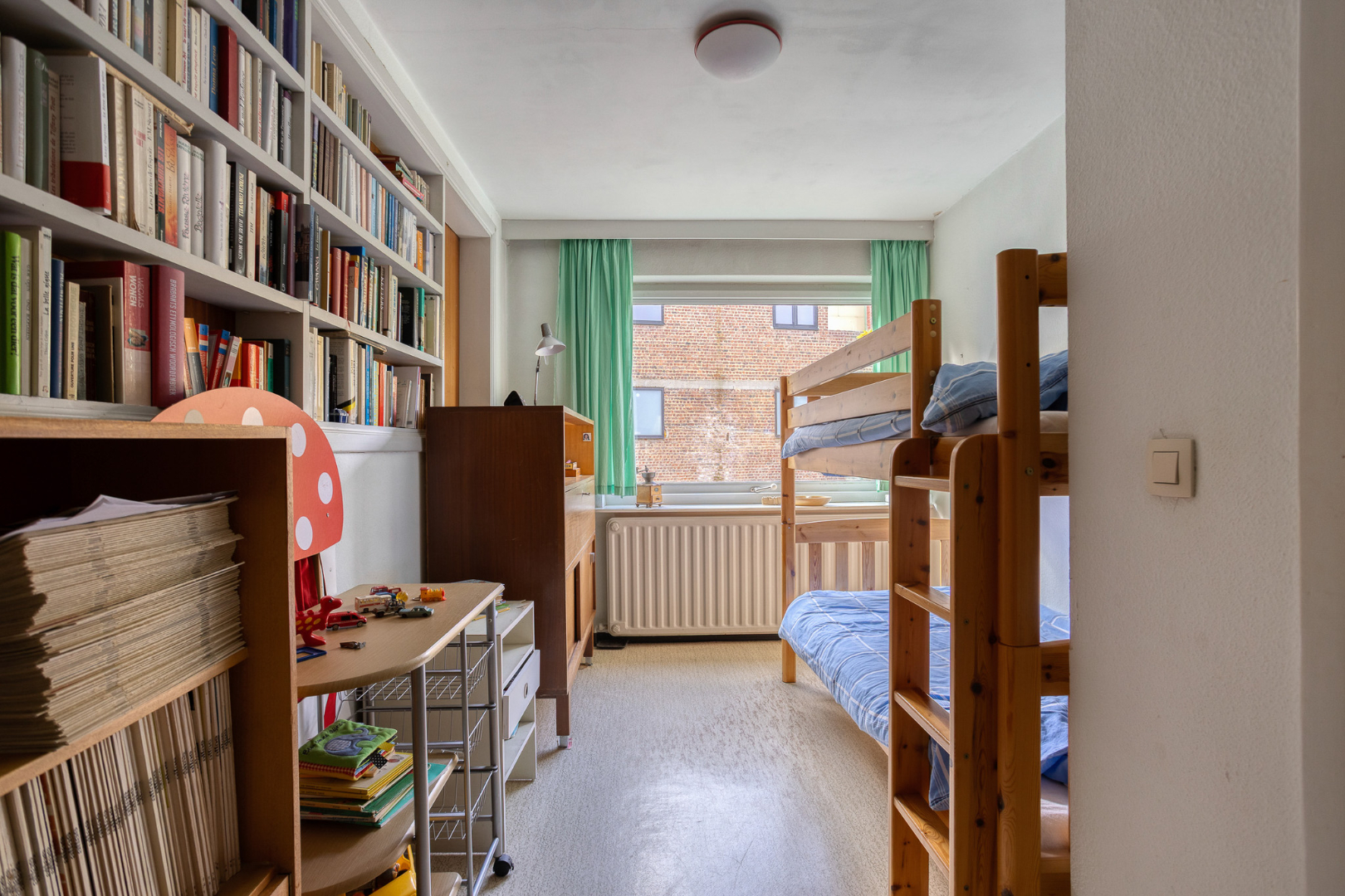 WONING met 3 slaapkamers en garage op 1.465 m² – 1640 SINT-GENESIUS-RODE 