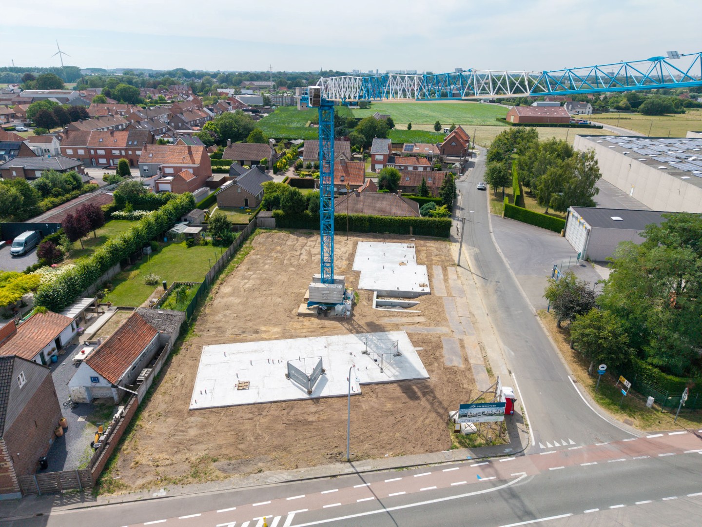 Kwalitatieve en moderne nieuwbouwwoning op 246m² met garage 
