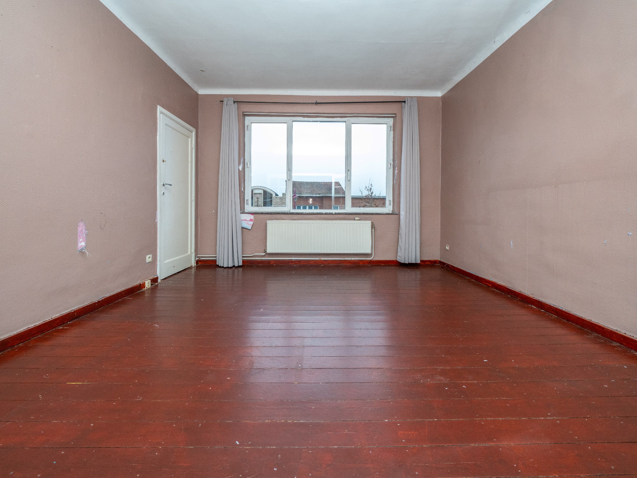 Opbrengstwoning met 3 units op zeer gunstige locatie 