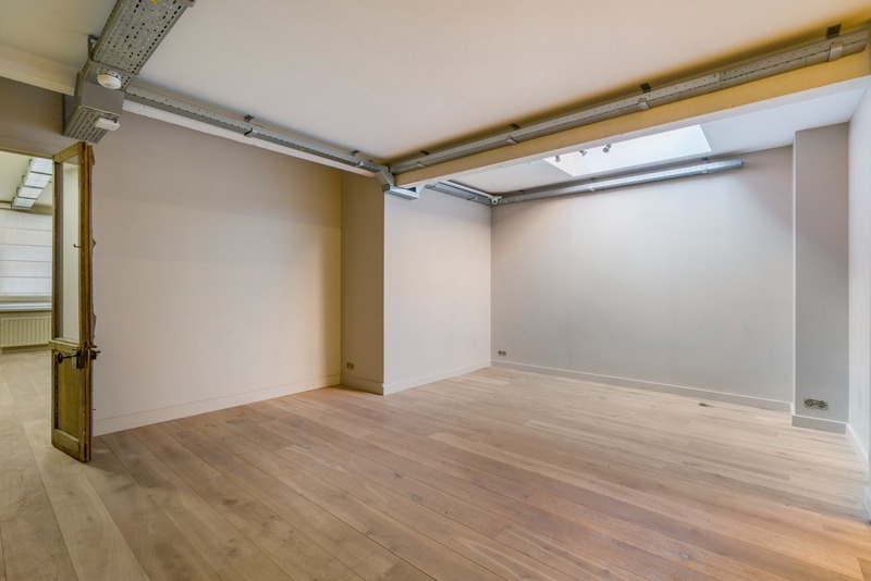 uitzonderlijk groot winkelpand in centrum Brugge 