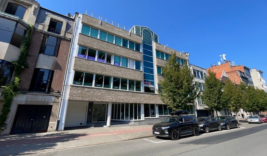 Gelijkvloers kantoor te huur nabij Singel in Antwerpen