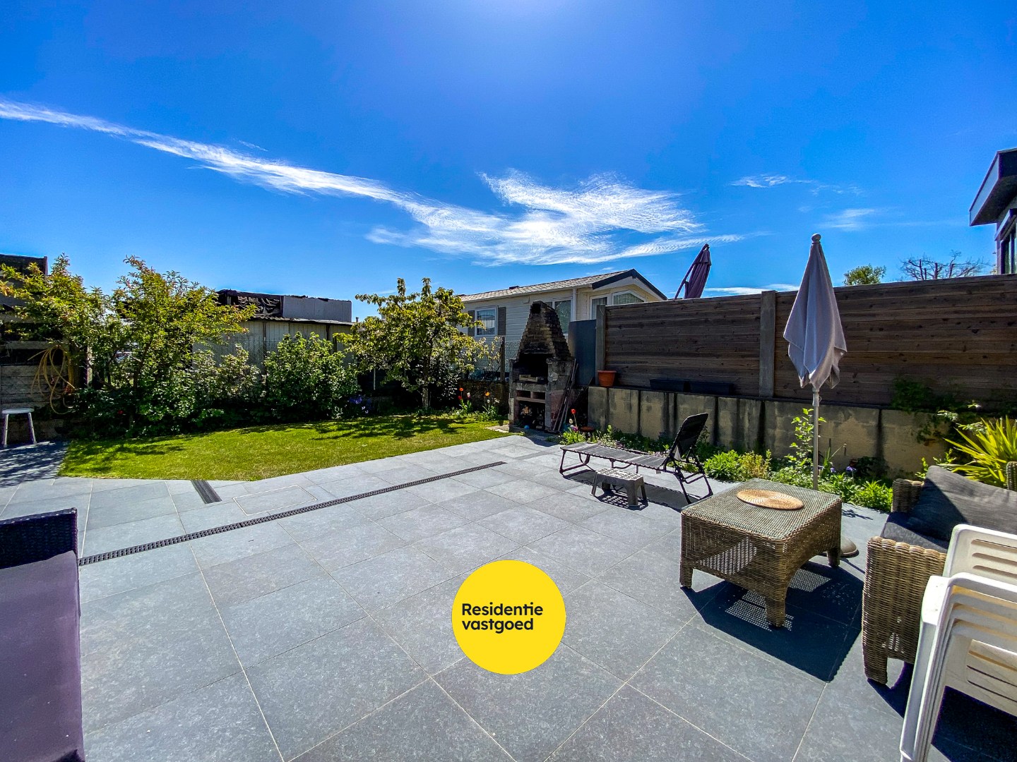 Instapklare woning gelegen op 330m² te Oostduinkerke. 