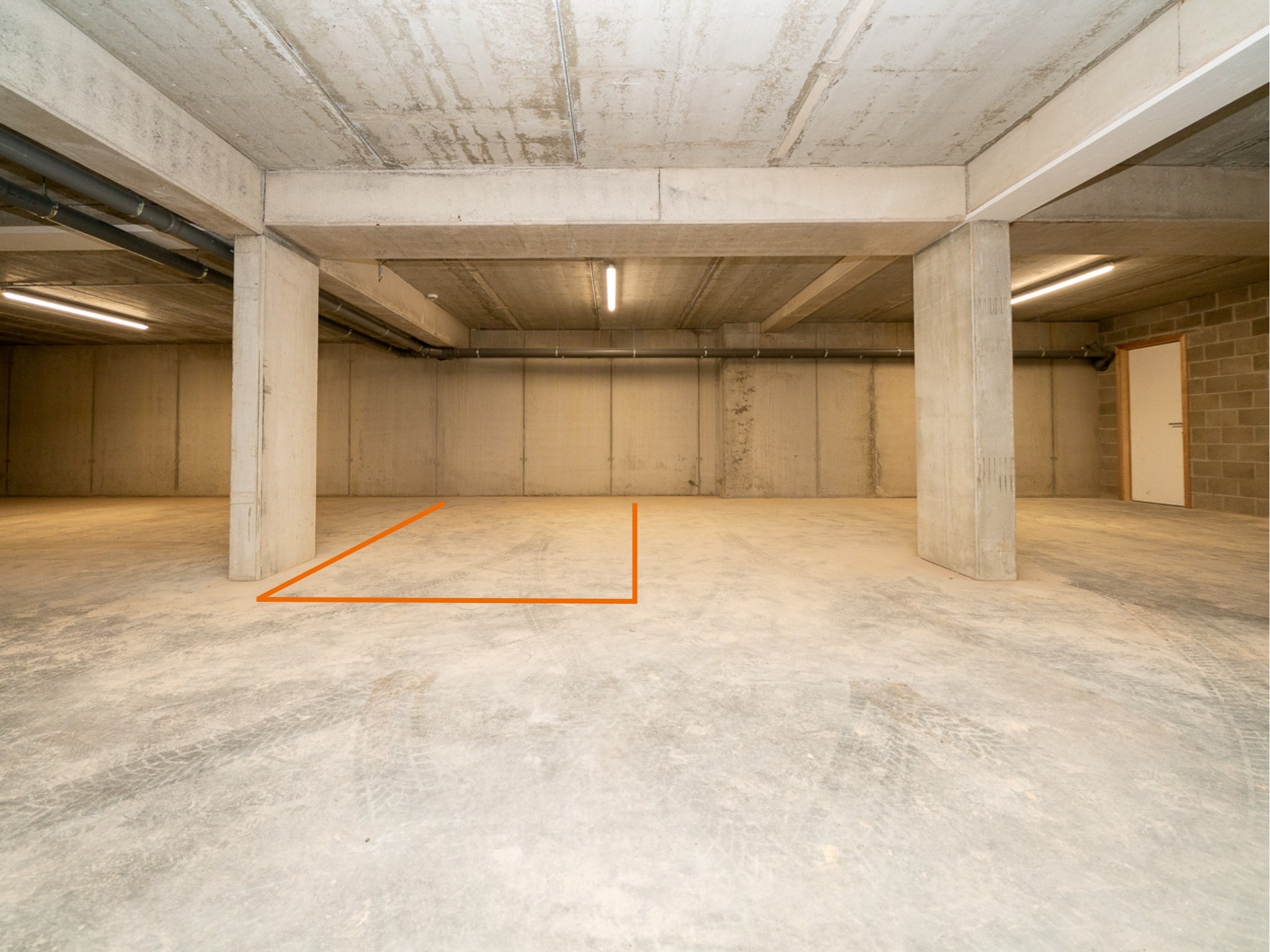 Nieuwbouw 1-kamer appartement met parking, kelder &amp; terras 