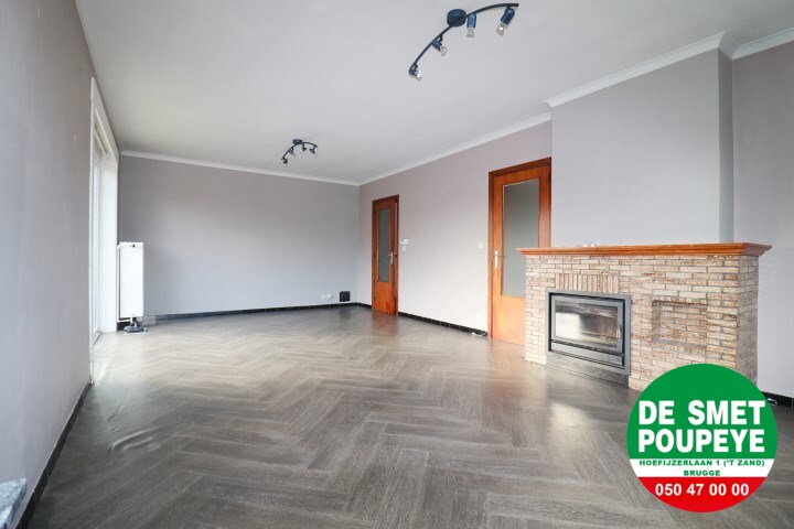 RUIM APPARTEMENT MET 3 SLAAPKAMERS 