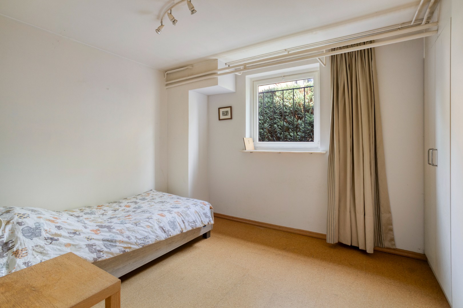 Ruime split-level gezinswoning op een prachtig perceel van 1.238 m² in de gegeerde wijk Elshout te Schoten 