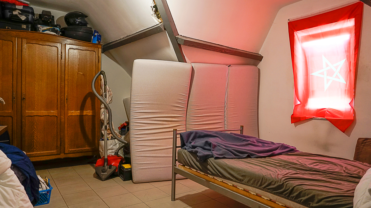 Appartement 1 slaapkamer, terras, eigen zolder – op de bruisende Pauwengraaf! 