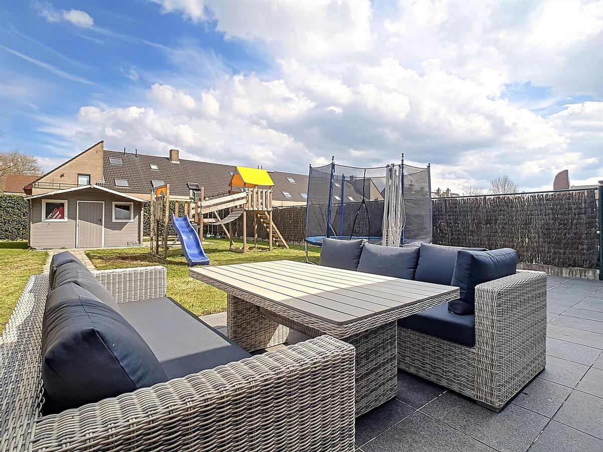 Halfopen gezinswoning in rustige woonwijk - Dudzele 