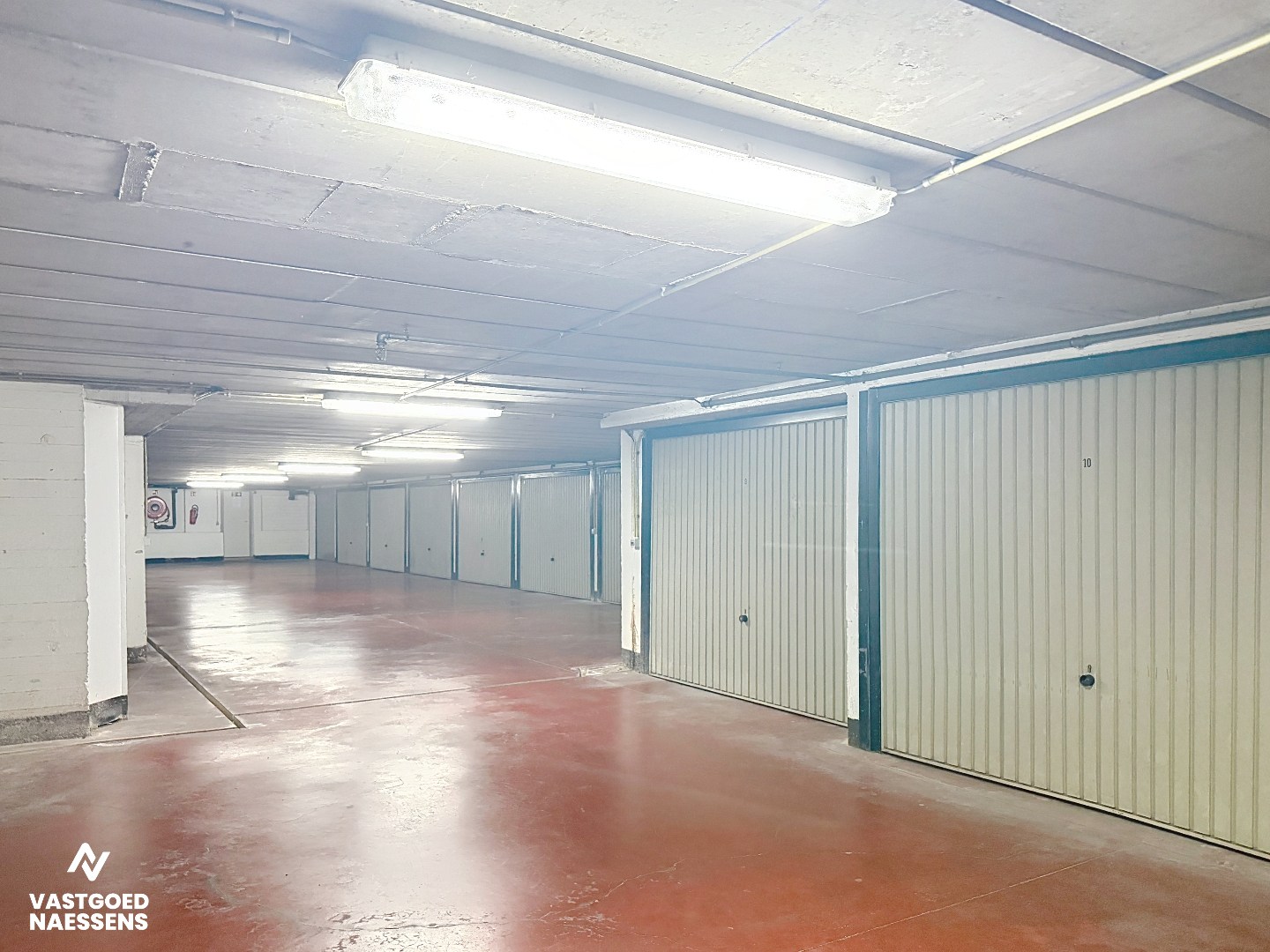 GARAGEBOX VLAKBIJ ZEEDIJK 