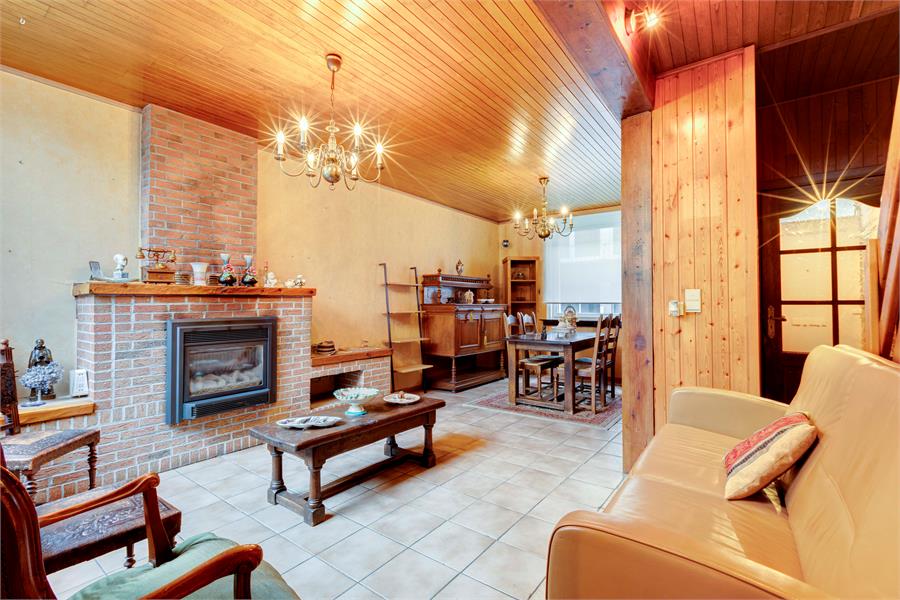 Unieke opportuniteit: charmante rijwoning in centrum Wetteren 