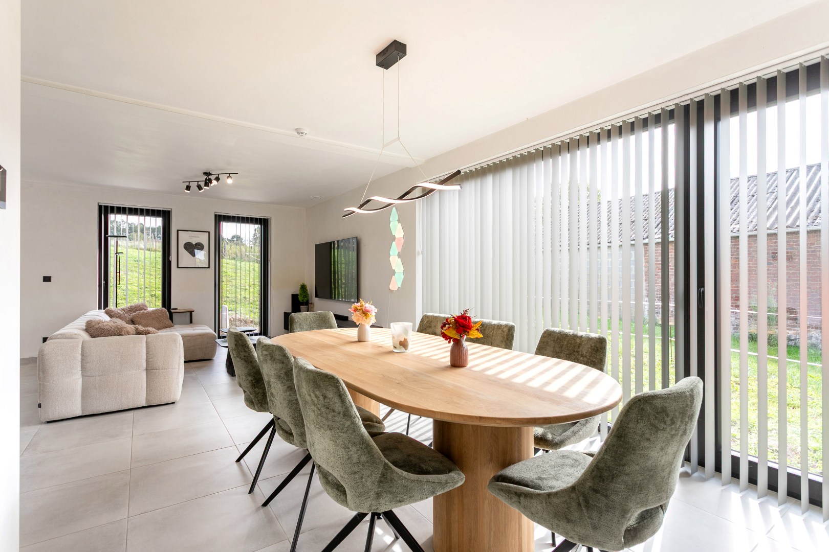 Recente woning (EPC A) met 3 slpks, garage en tuin op 7are 