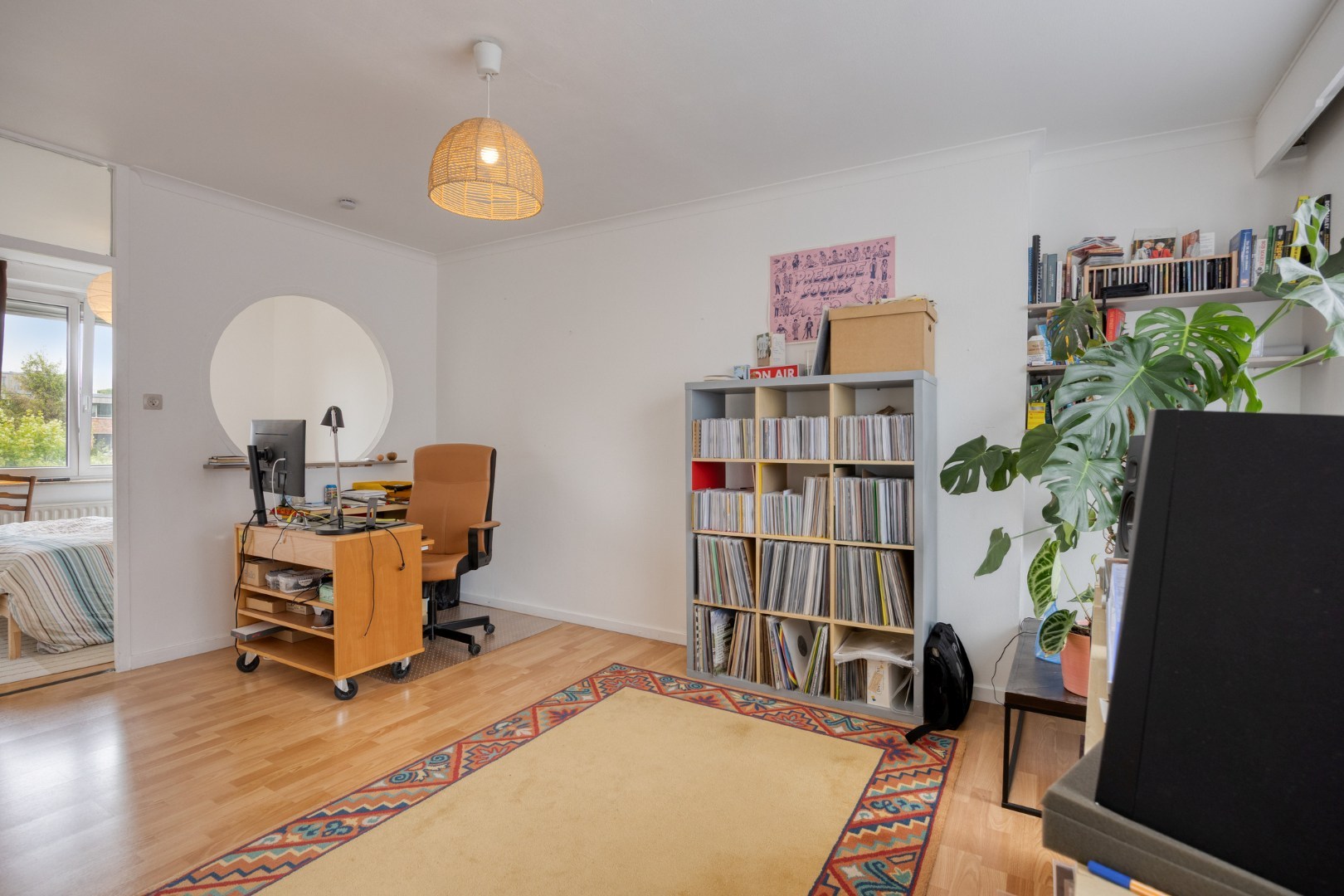 Ruime stadswoning met achteruitgang via Janseniusstraat met 4 slaapkamers, garage en tuin te Leuven- EPC 239kwh/m2 