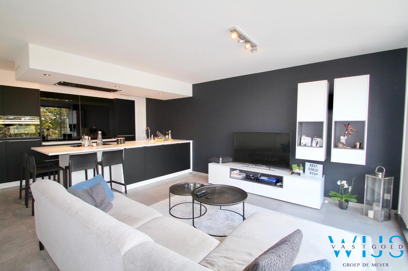 Prachtig afgewerkt appartement in hartje Wippelgem EVERGEM! 