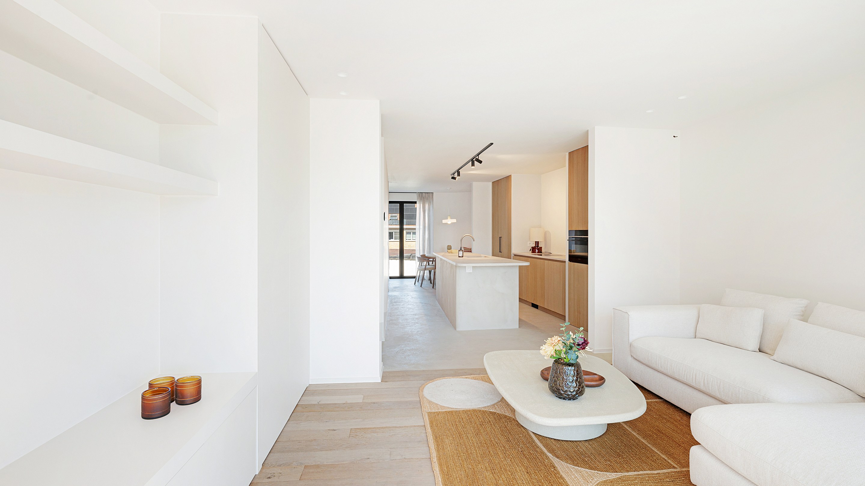 Top afgewerkte nieuwbouwwoning met 4 slaapkamers in het oude Knokke. 