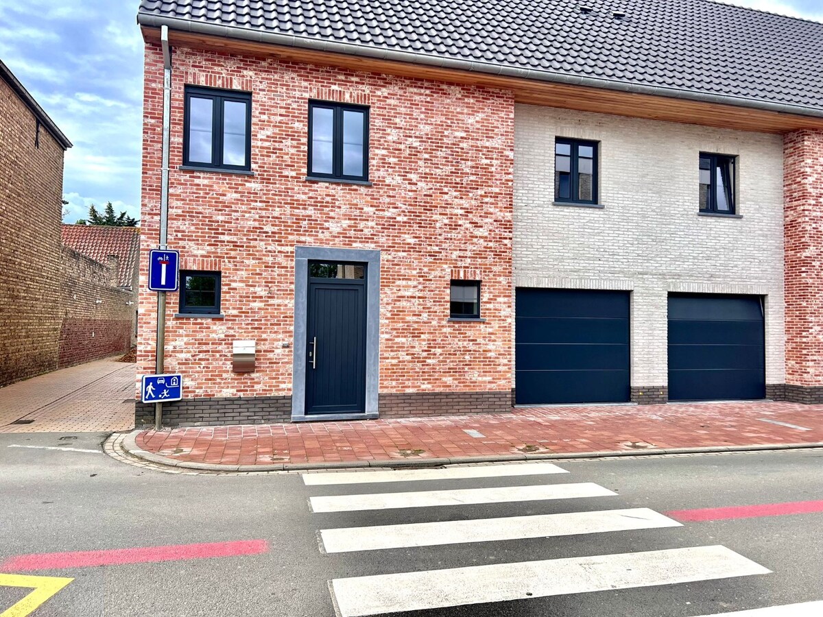 prachtige nieuwbouwwoning te Adinkerke 