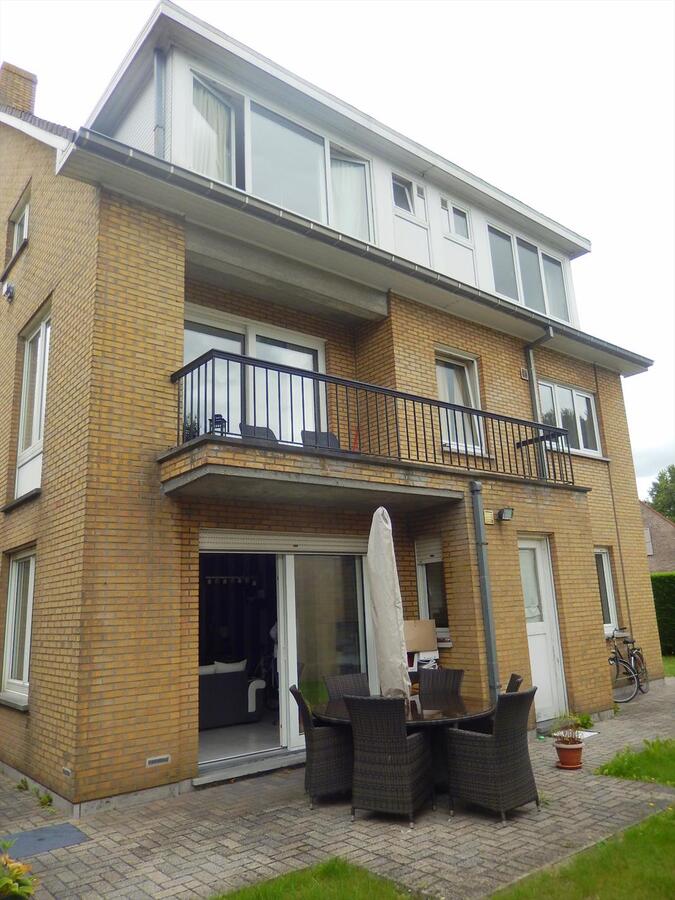 2-Slaapkamerappartement op de gelijkvloerse verdieping met tuin 