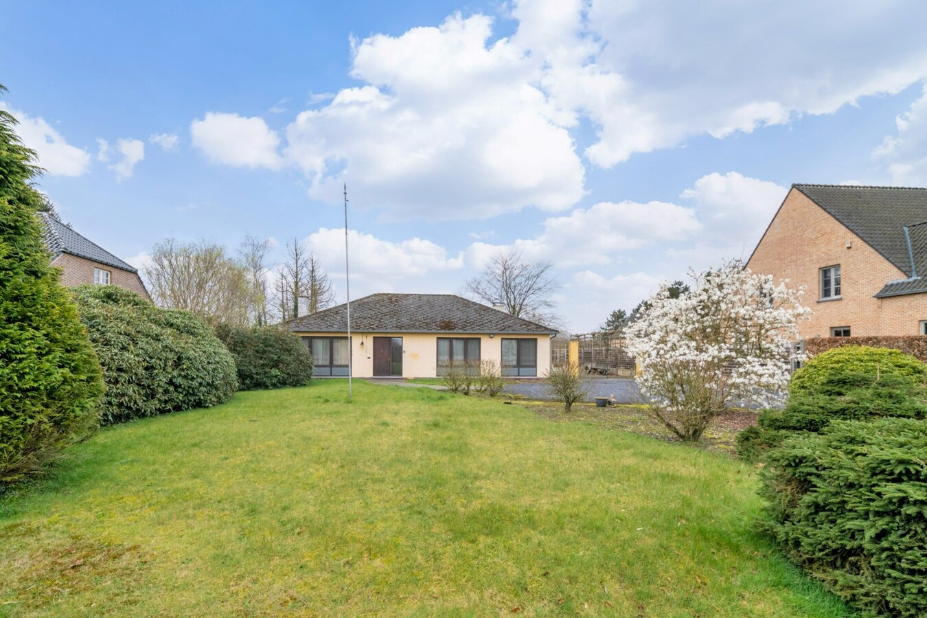 Woning verkocht in Niel-bij-as