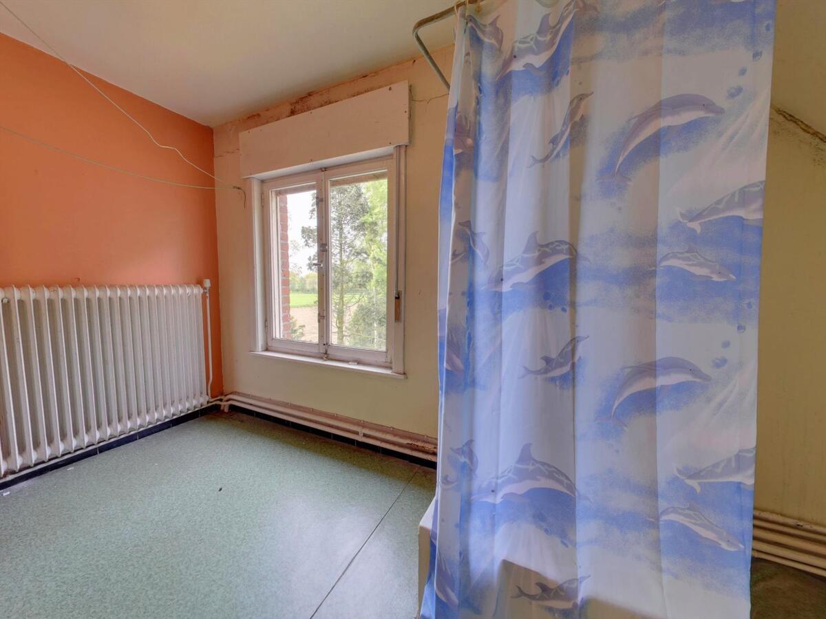 Te renoveren woning op prachtig groene ligging 