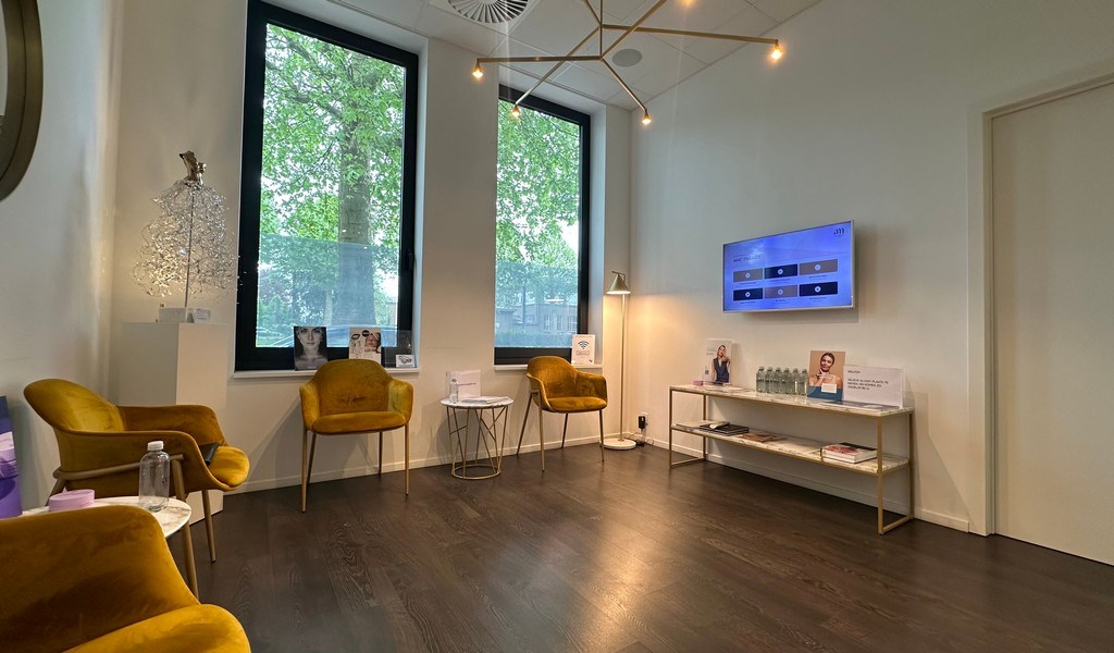 Instapklare kantoor/praktijkruimte te huur aan Coupure in Gent